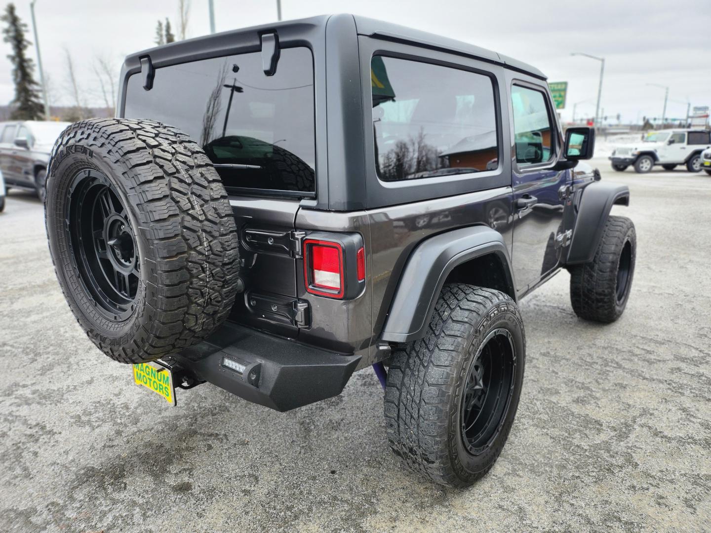 2019 BLUE /Black JEEP WRANGLER SPORT (1C4GJXAG7KW) with an 3.6L engine, 6-Speed Manual transmission, located at 1960 Industrial Drive, Wasilla, 99654, (907) 274-2277, 61.573475, -149.400146 - Photo#5